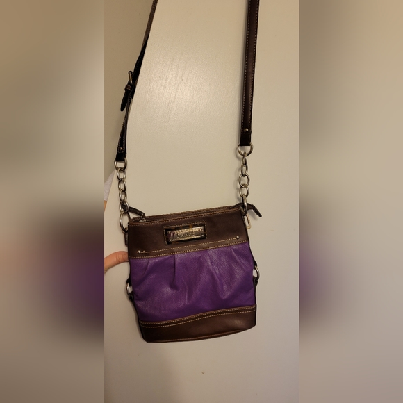 CHAPS Crossbody Purple & Brown purse - Picture 5 of 9